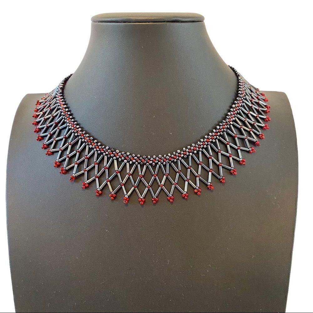 Delicate, Beautiful & Unique Beaded Collar Necklace in Gray & Red.